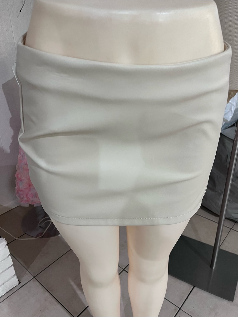 Classic Cream Mini Skirt - Sleek Women's Skirt